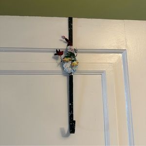 Metal Snowman And Red Cardnial Wreath Over The Door Hook